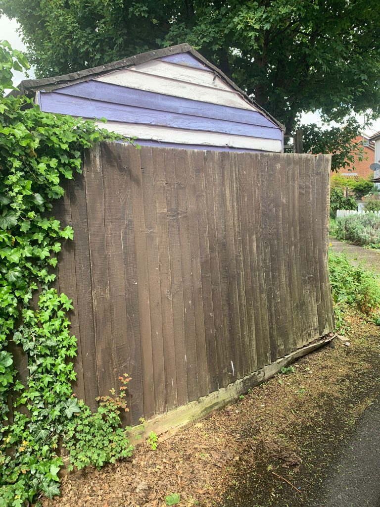 Old-Wooden-Fence-Before-Replacement-04