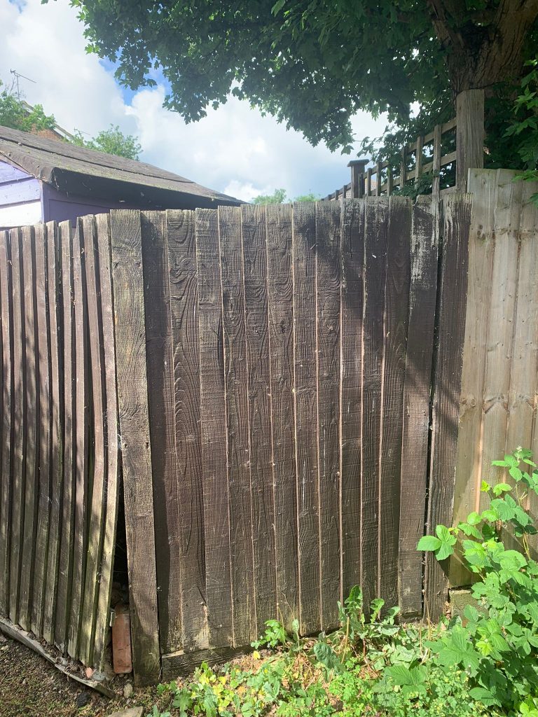 Weathered-Wooden-Fence-Before-Upgrade-05
